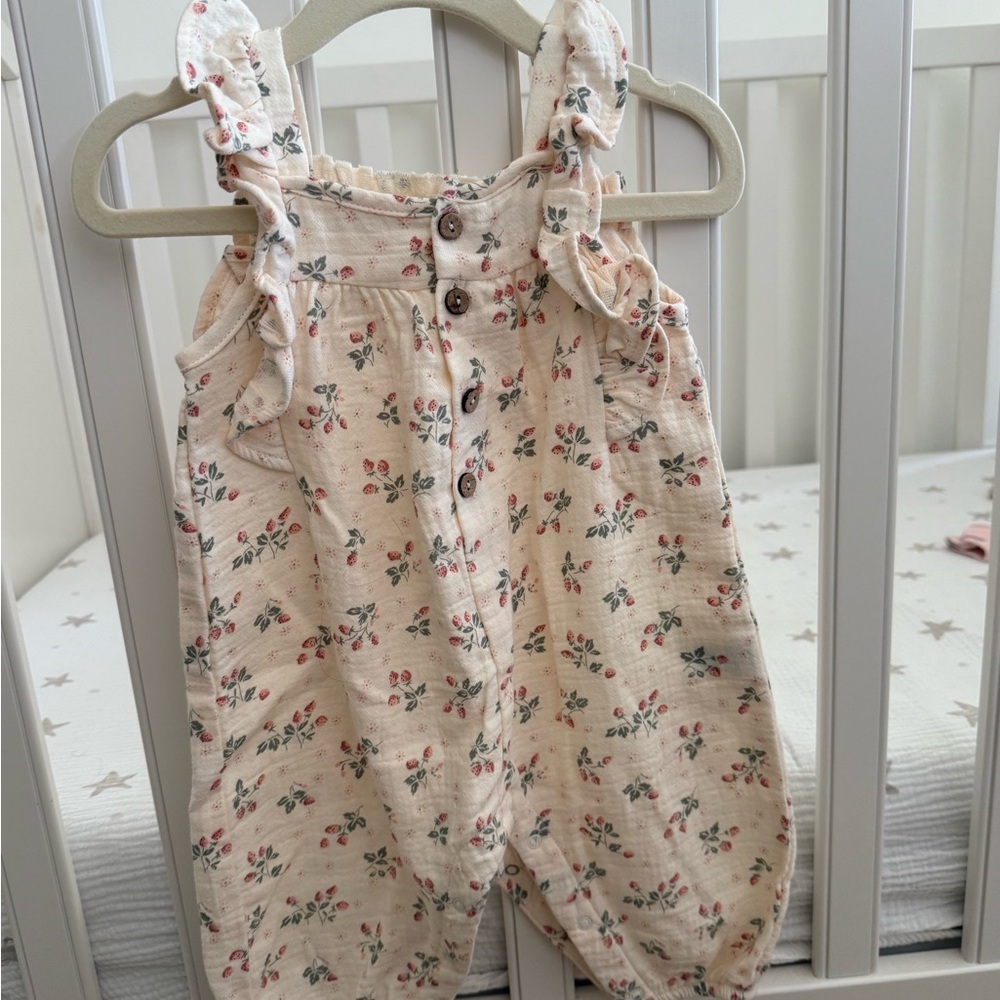 Quincy Mae Nova Romper in the Strawberries print - Picture 2 of 5